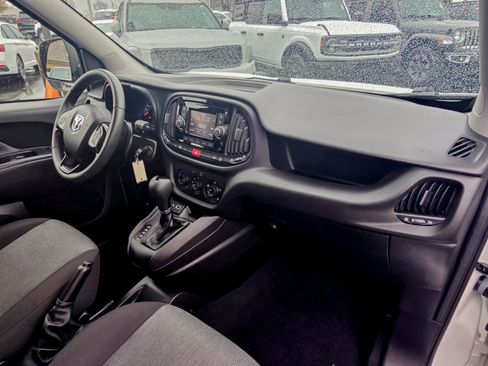 Used 2021 RAM ProMaster City Tradesman SLT w/ Window Group 05 image 4