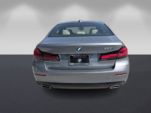 Certified 2023 BMW 530i w/ Convenience Package image 5