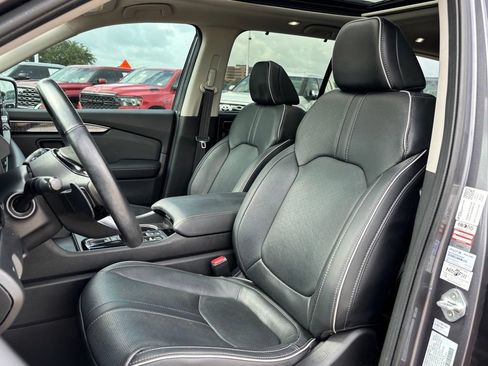 Used 2023 Honda Pilot Elite image 13