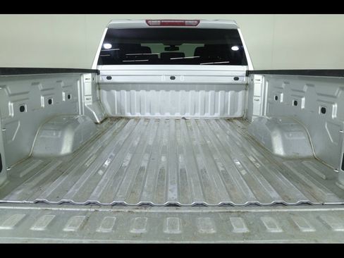 Used 2022 Chevrolet Silverado 2500 Custom w/ Custom Value Package AWD/4WD image 17
