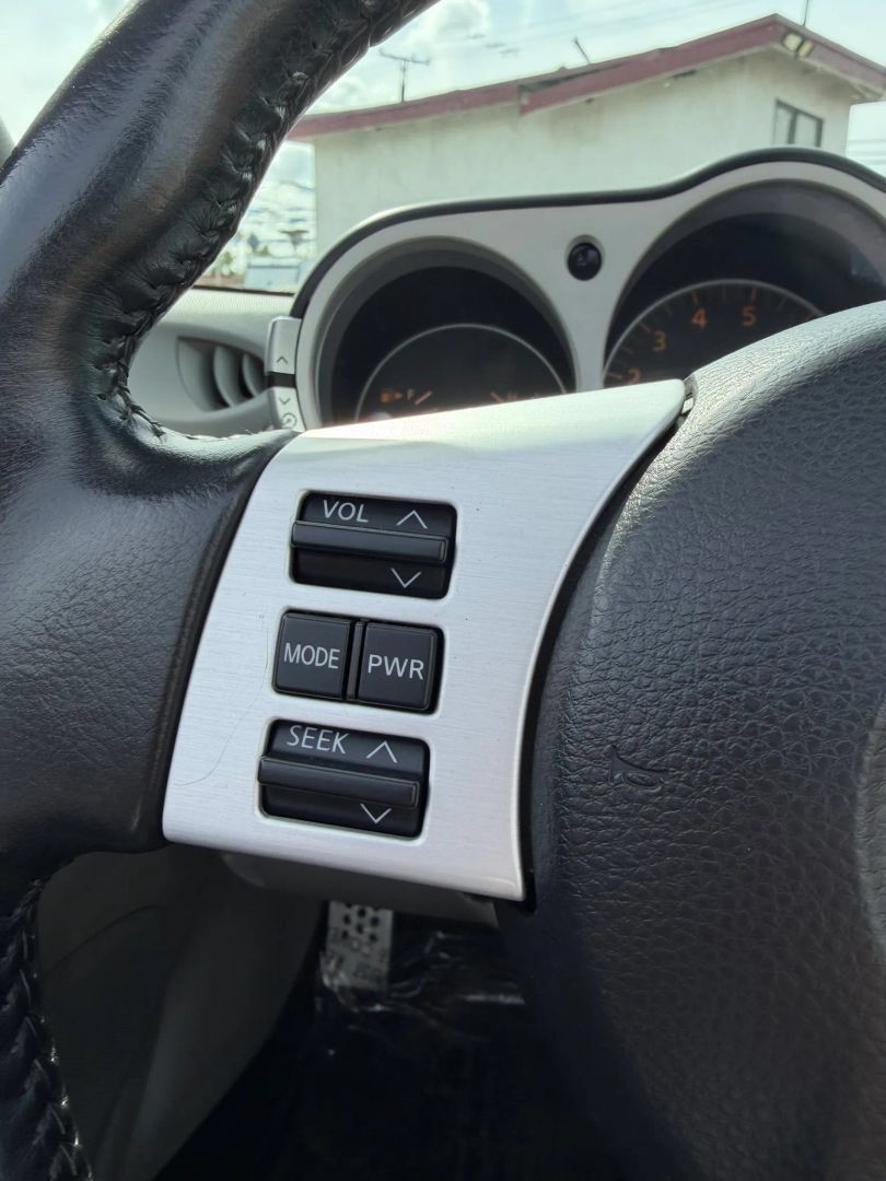 Used 2008 Nissan 350Z Touring RWD image 17