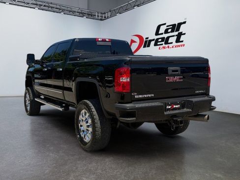 Used 2018 GMC Sierra 2500 Denali w/ Duramax Plus Package AWD/4WD image 13