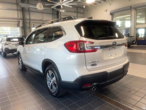Used 2023 Subaru Ascent Premium image 25