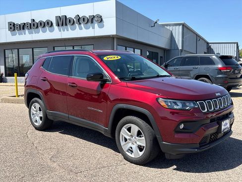 Used 2022 Jeep Compass Latitude AWD/4WD image 1