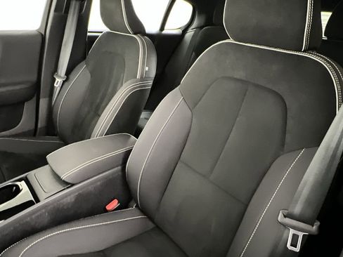 Certified 2023 Volvo C40 P8 Recharge Ultimate image 15