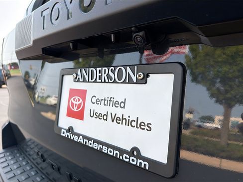Certified 2025 Toyota 4Runner SR5 AWD/4WD image 15