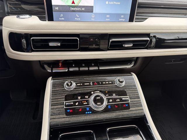 Certified 2023 Lincoln Aviator Black Label w/ Dynamic Handling Package AWD/4WD image 20