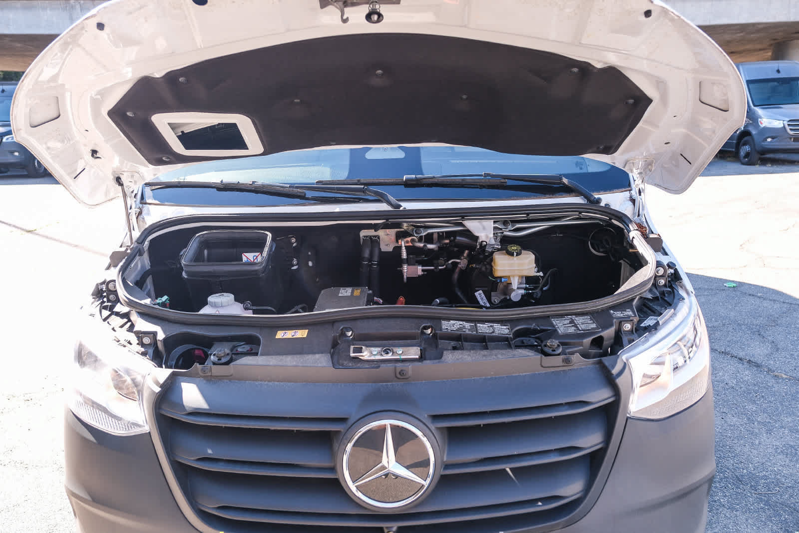 New 2025 Mercedes-Benz eSprinter 170 Cargo image 26