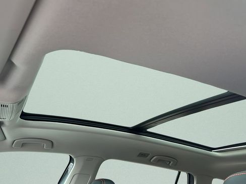 New 2026 Volkswagen Atlas Peak Edition image 19