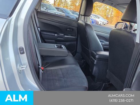 Used 2024 Mitsubishi Outlander Sport SE AWD/4WD image 18