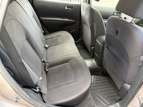 Used 2010 Nissan Rogue S image 11