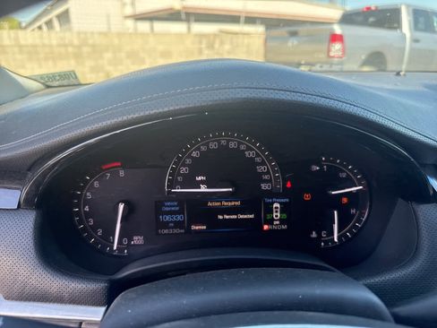 Used 2017 Cadillac XTS Luxury image 21