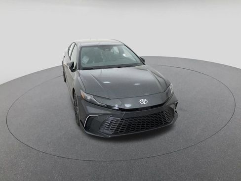 New 2026 Toyota Camry SE image 14