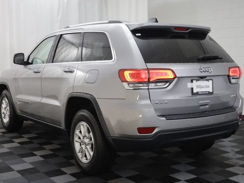 Used 2018 Jeep Grand Cherokee Laredo AWD/4WD image 14