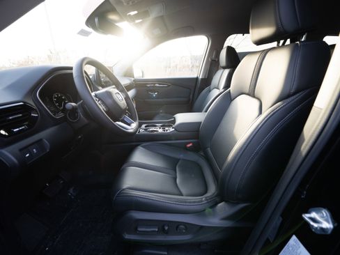 New 2025 Honda Pilot EX-L image 9