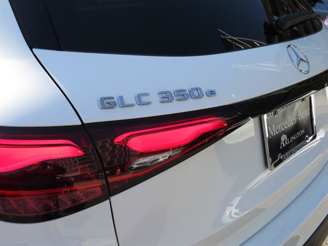 Used 2025 Mercedes-Benz GLC 350e 4MATIC w/ AMG Line image 29