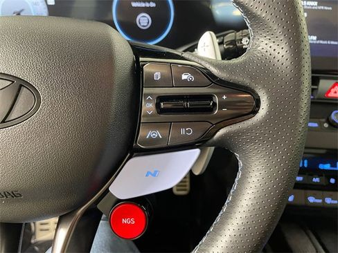 Used 2024 Hyundai Elantra N image 12