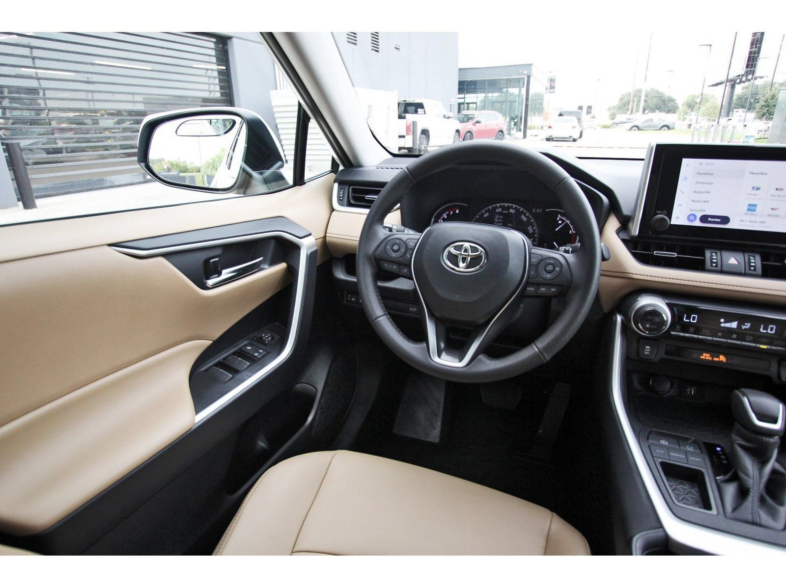 Used 2024 Toyota RAV4 XLE Premium FWD image 10