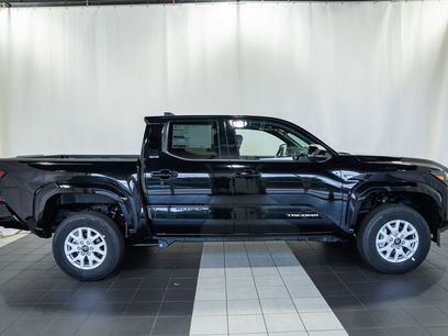New 2026 Toyota Tacoma SR5