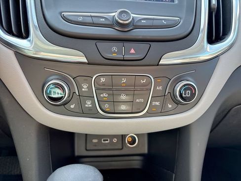 Used 2024 Chevrolet Equinox LT w/ LPO, Floor Liner Package FWD image 19