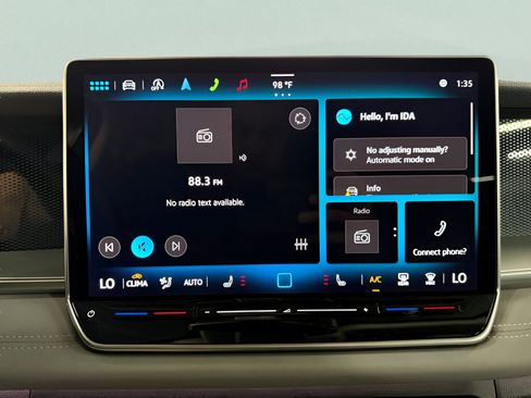 New 2025 Volkswagen Tiguan SE image 16