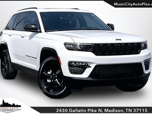 Used 2025 Jeep Grand Cherokee Limited w/ Luxury Tech Group II image 1