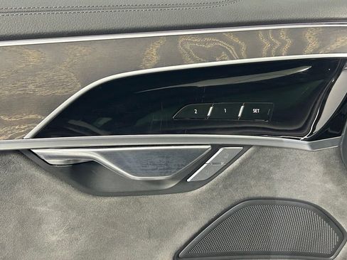 Used 2023 Audi A8 L 3.0T AWD/4WD image 37
