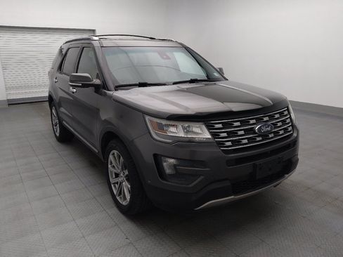 Used 2016 Ford Explorer Limited w/ Equipment Group 301A AWD/4WD image 13