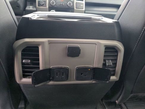 Certified 2020 Ford F150 Lariat image 42