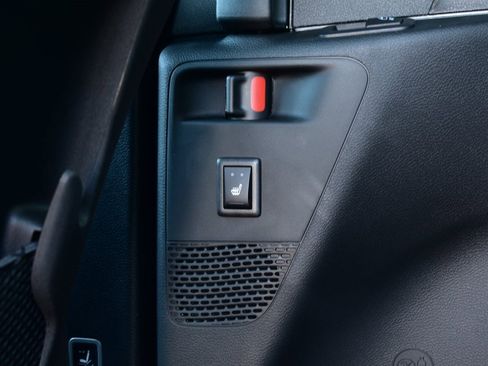 New 2026 Chrysler Pacifica Limited image 23