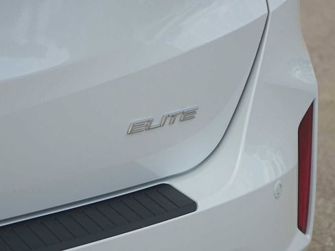 Used 2026 Honda Odyssey Elite image 8