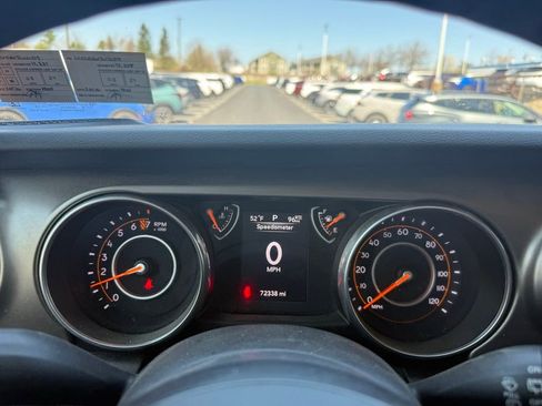 Used 2018 Jeep Wrangler Unlimited Sport S AWD/4WD image 22