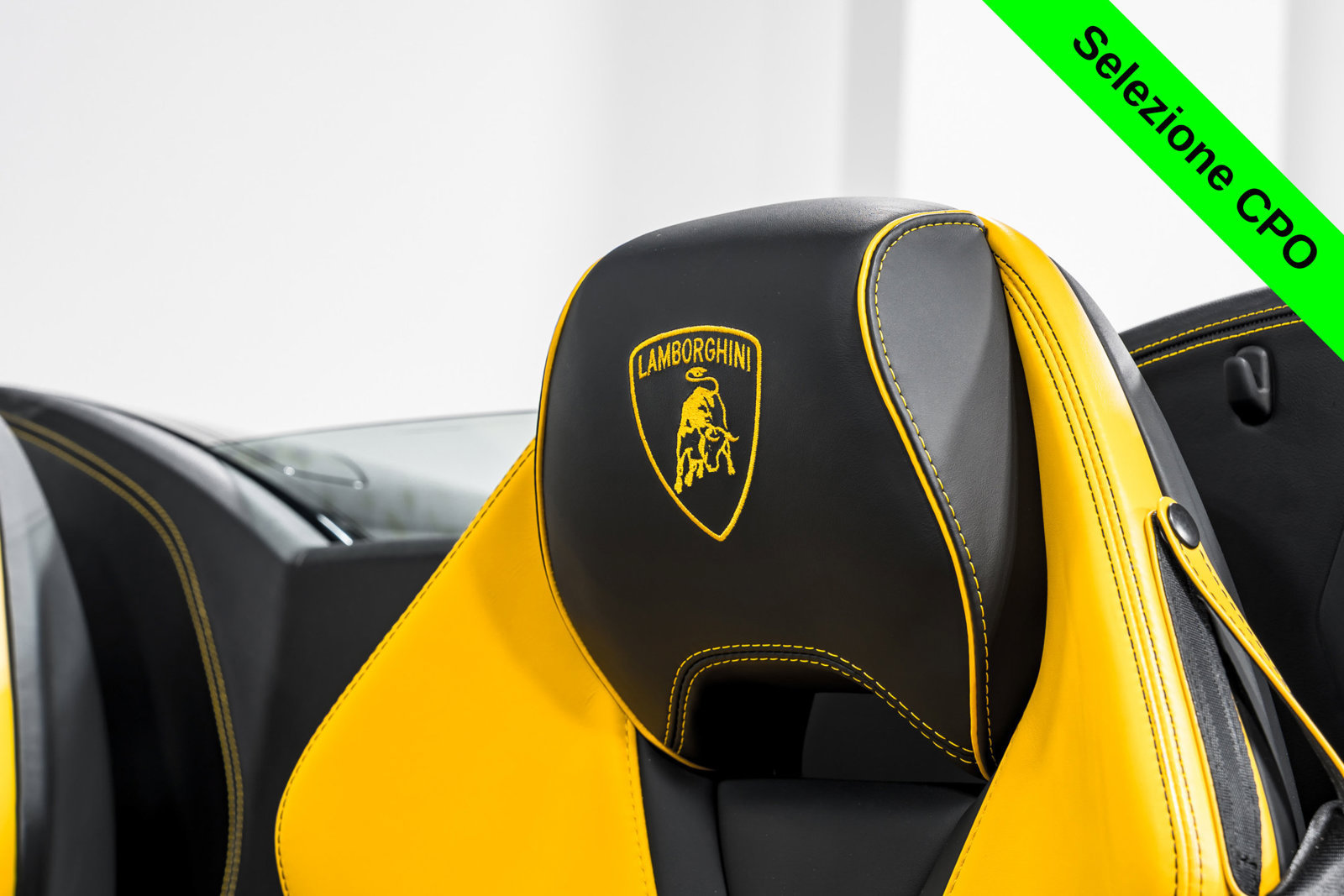 Used 2023 Lamborghini Huracan EVO AWD/4WD image 20