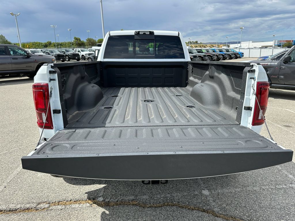 New 2026 RAM 3500 Tradesman AWD/4WD image 16