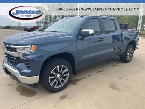 Used 2024 Chevrolet Silverado 1500 LT image 3