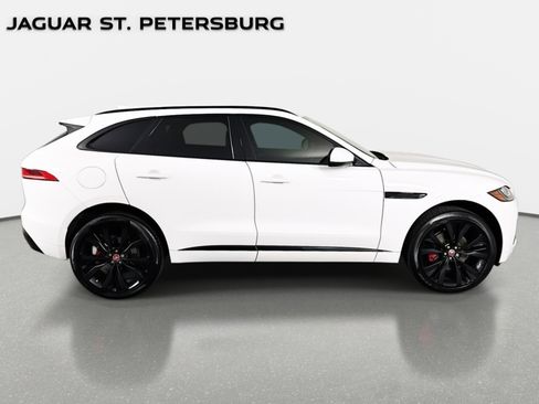 Used 2017 Jaguar F-PACE S image 5