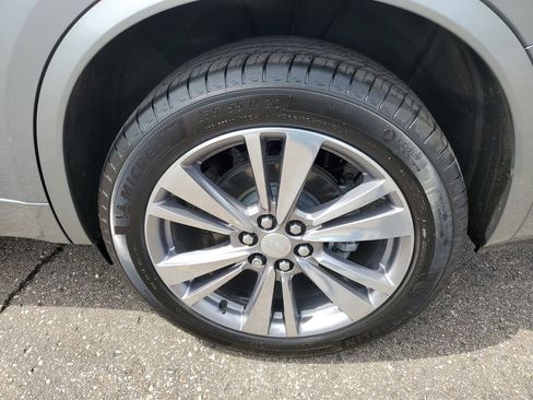 Used 2025 Cadillac XT6 Premium Luxury w/ LPO, Floor Liner Package AWD/4WD image 31