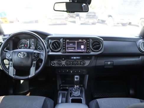 Used 2021 Toyota Tacoma TRD Off-Road w/ Technology Package AWD/4WD image 25
