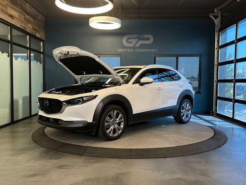 Used 2022 MAZDA CX-30 AWD 2.5 S w/ Premium Package image 25
