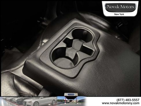 Used 2023 Jeep Compass Limited w/ Sun and Sound Group AWD/4WD image 14