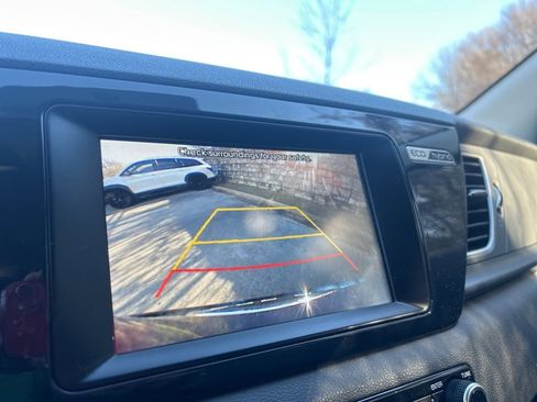 Used 2019 Kia Niro LX image 15