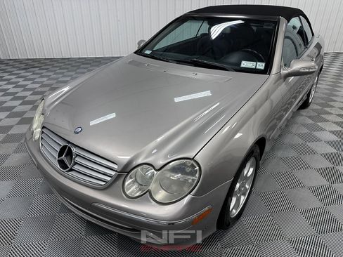 Used 2004 Mercedes-Benz CLK 320 Cabriolet image 6