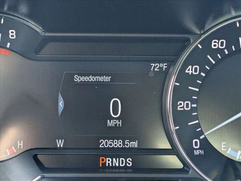 Used 2020 Lincoln MKZ FWD image 9