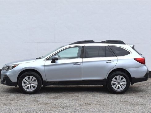 Used 2018 Subaru Outback 2.5i Premium AWD/4WD image 9