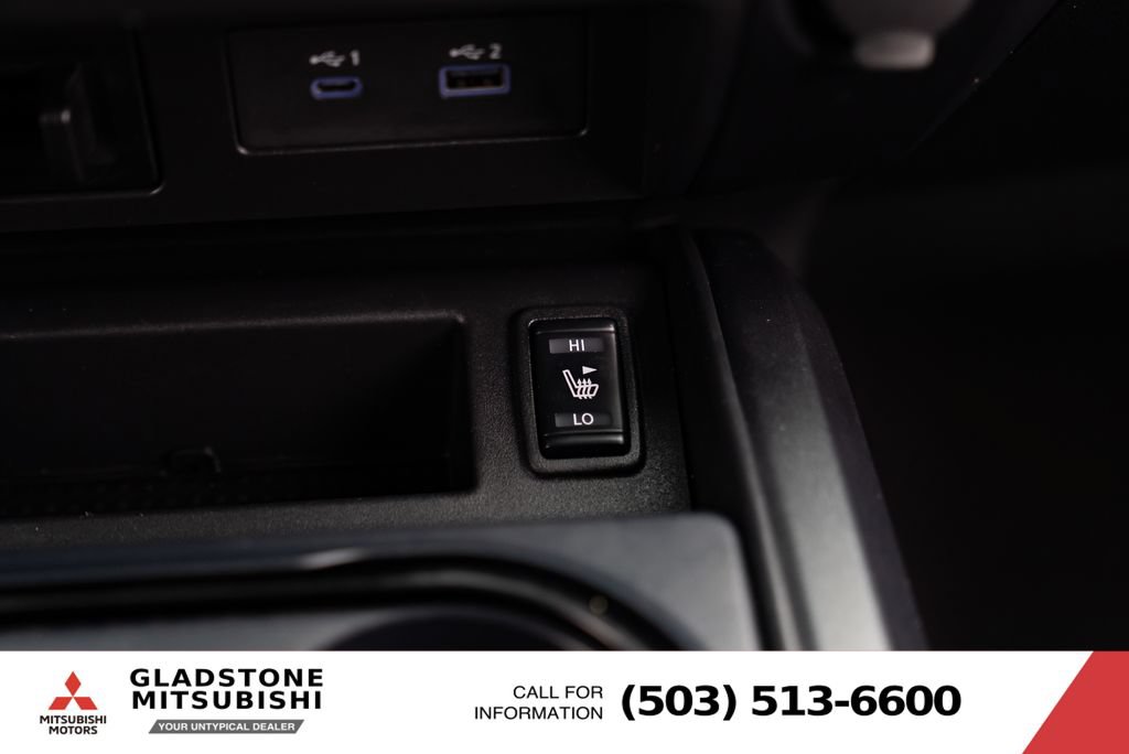 Used 2023 Nissan Titan SV w/ SV Convenience Package AWD/4WD image 20