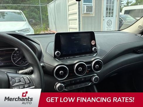 Used 2024 Nissan Sentra SV FWD image 10