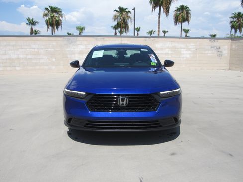 Used 2024 Honda Accord Sport image 3