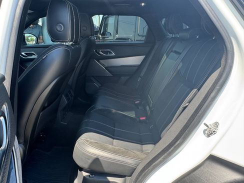 Used 2019 Land Rover Range Rover Velar R-Dynamic SE AWD/4WD image 11