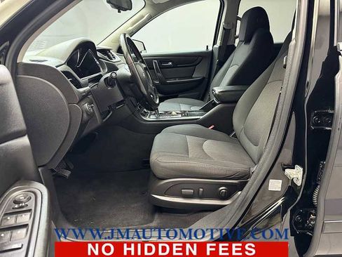 Used 2017 Chevrolet Traverse LT image 12