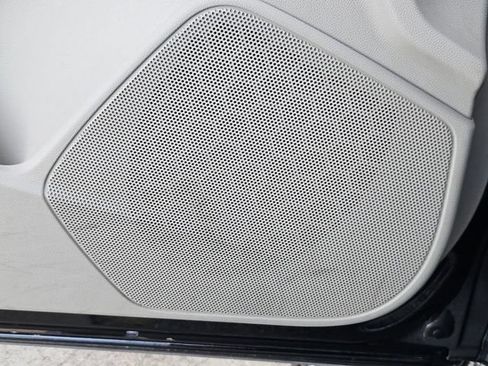 Certified 2023 Cadillac XT4 Premium Luxury FWD image 19